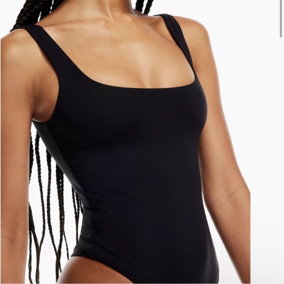 Aritzia Babaton Contour Squareneck Bodysuit Black - Picture 8 of 8